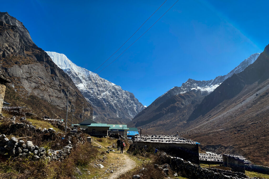 Na Village